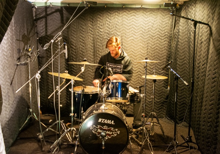 Recording drums with Zak